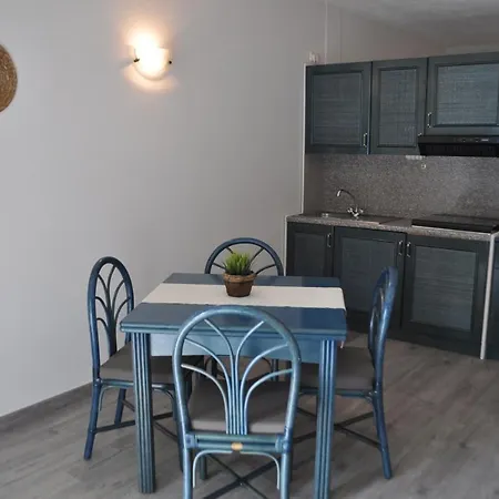 Il Porticciolo Residence 公寓式酒店 维韦罗内