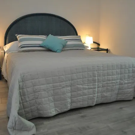 Il Porticciolo Residence 公寓式酒店 *