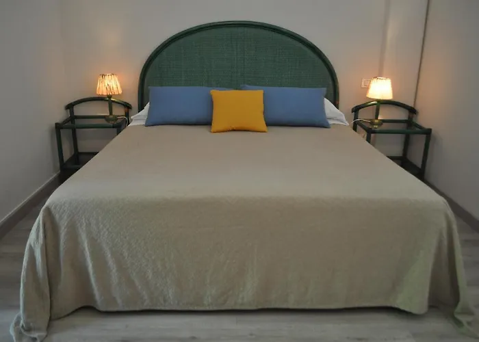 Il Porticciolo Residence Hotel apartamentowy Viverone